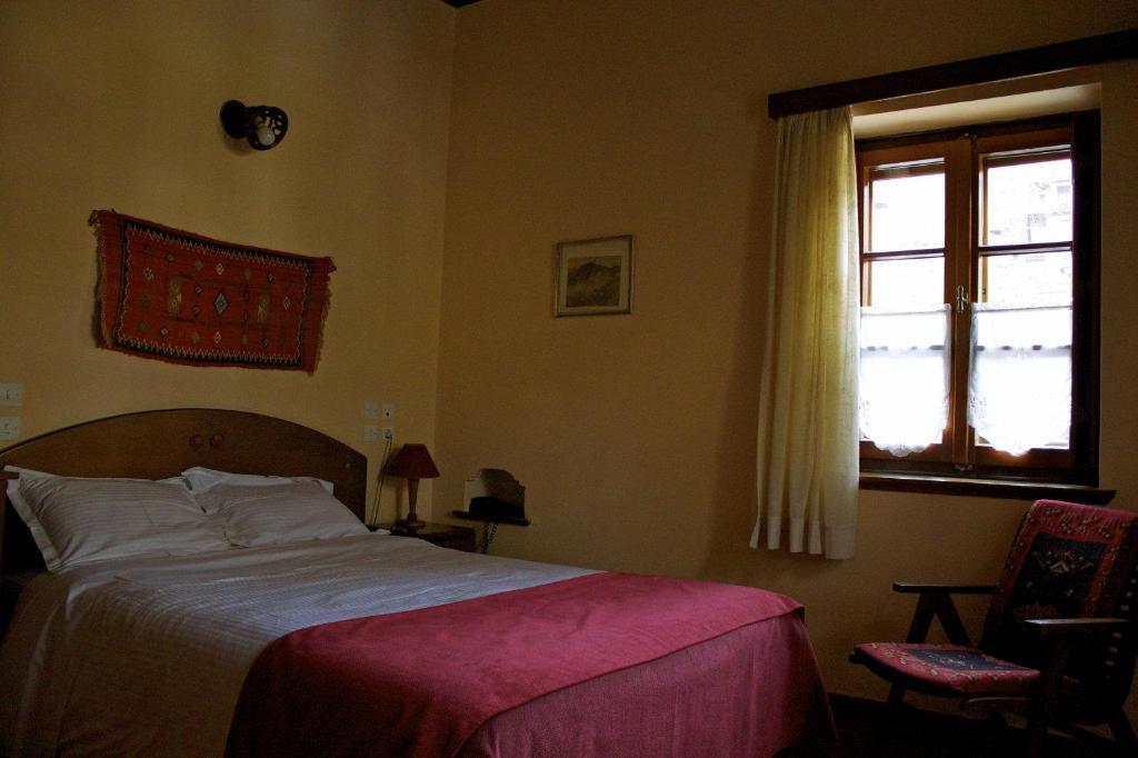 מצובון Hotel Galaxias מראה חיצוני תמונה