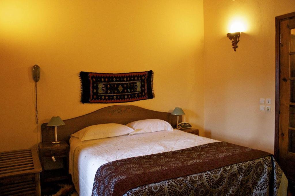 מצובון Hotel Galaxias מראה חיצוני תמונה